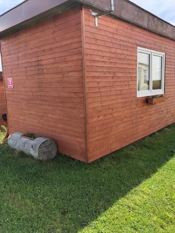 Hotel Mobilheimy Camp Dlouha Mile Rozmital pod Tremsinem Exterior foto